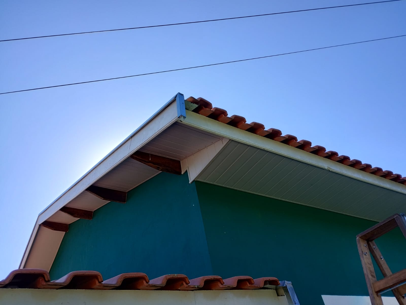 Forros e Acessórios (Brancos e amadeirados) - Imagem 28