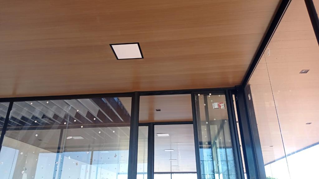 Forros e Acessórios (Brancos e amadeirados) - Imagem 11